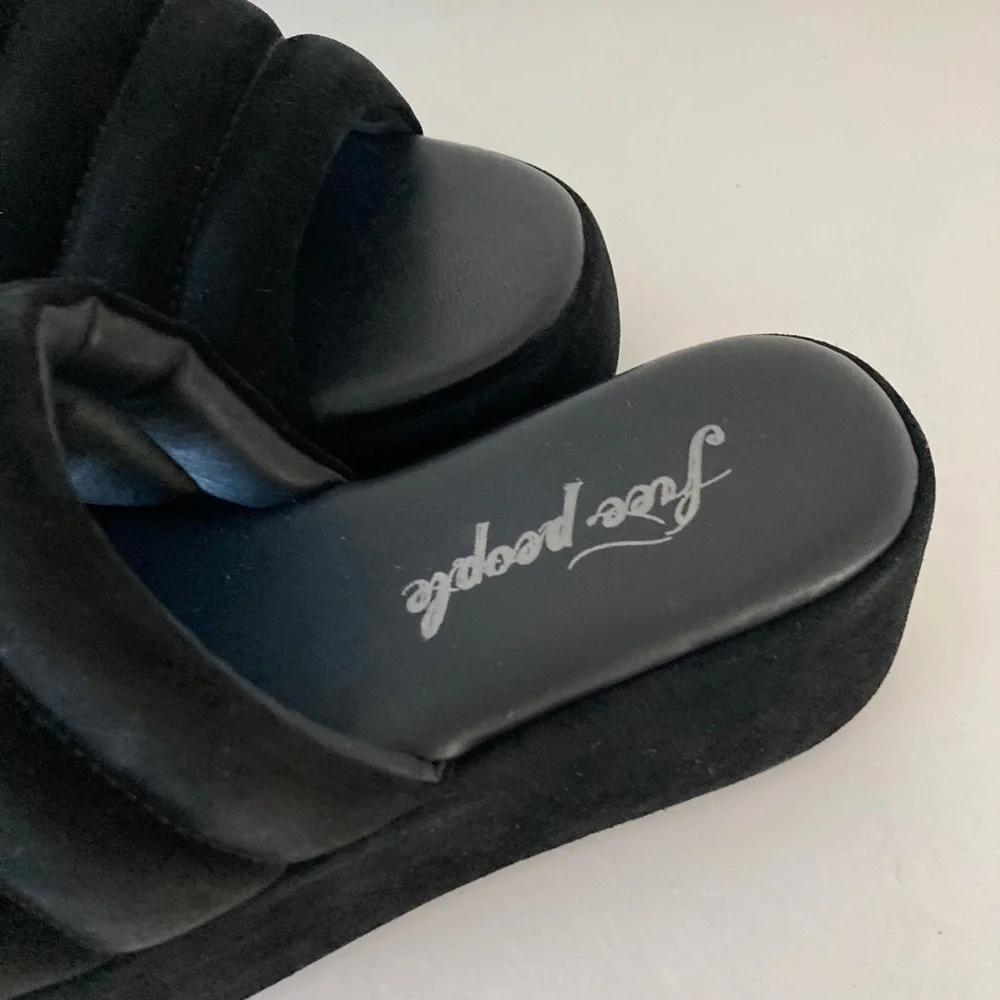 NWOT Free People Almost Paradise Black Suede Slip On Platform Sandals